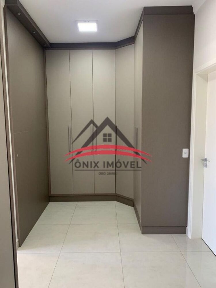 Casa, 3 quartos, 300 m² - Foto 15