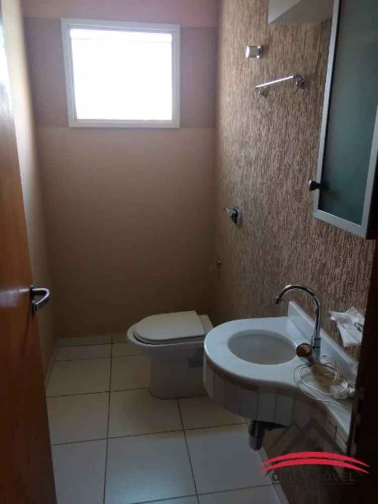 Casa de Condomínio à venda com 5 quartos, 600m² - Foto 4