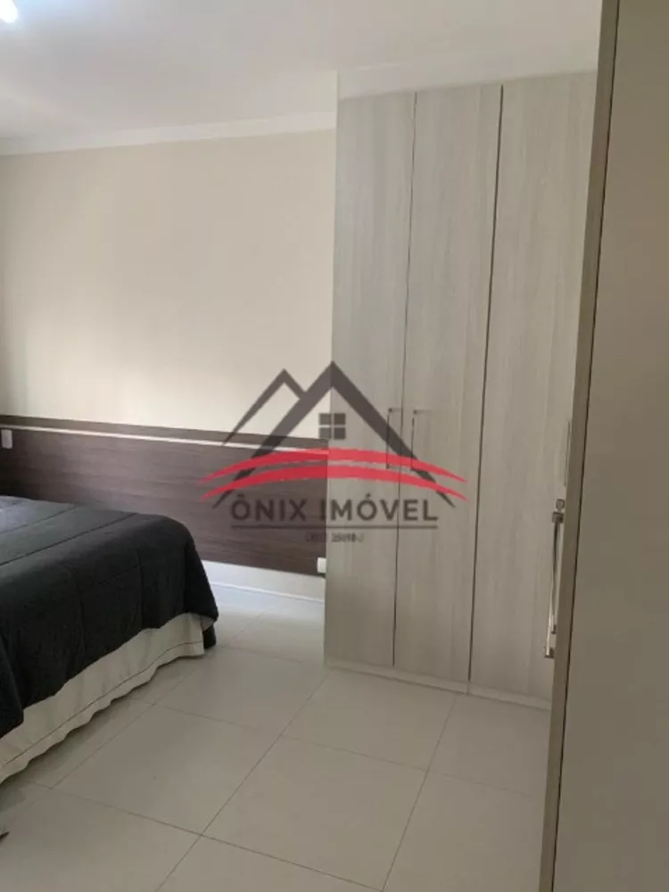 Apartamento à venda com 2 quartos, 67m² - Foto 2