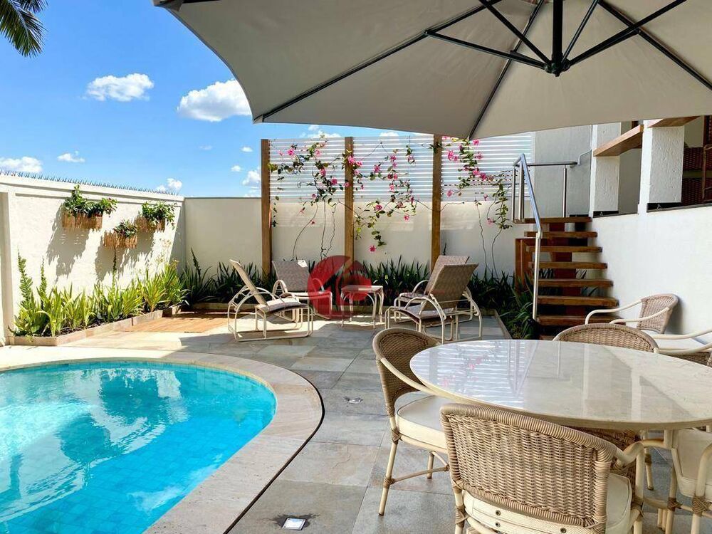 Sobrado, 3 quartos, 346 m² - Foto 1