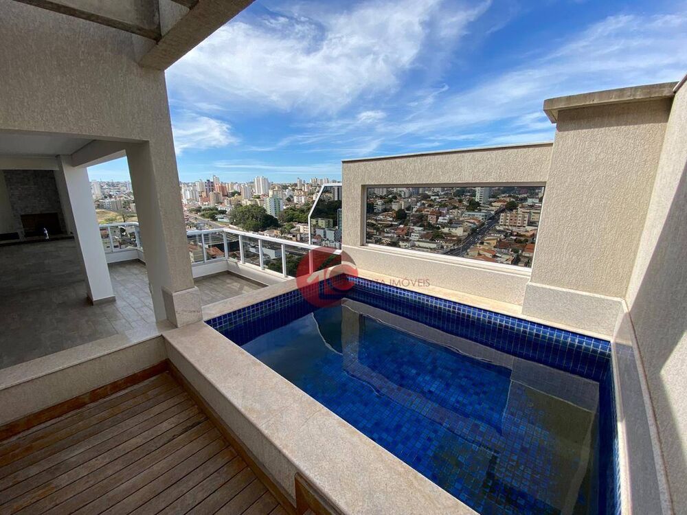 Cobertura à venda com 3 quartos, 250m² - Foto 2