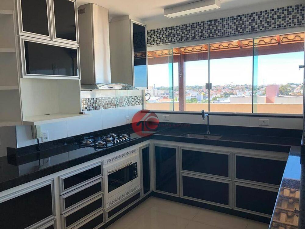 Apartamento, 3 quartos, 200 m² - Foto 3