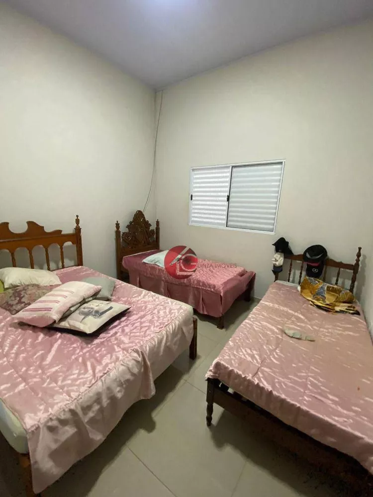 Chácara, 3 quartos, 2380 m² - Foto 3