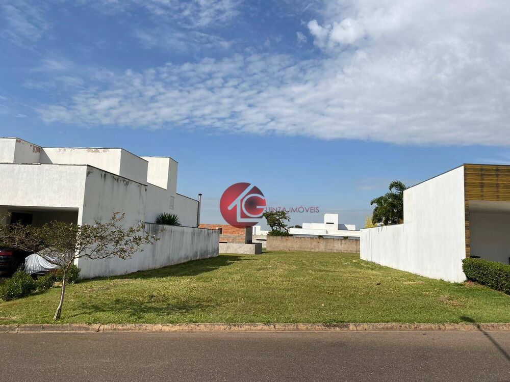 Loteamento e Condomínio, 450 m² - Foto 1