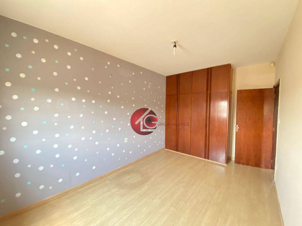 Casa, 3 quartos, 230 m² - Foto 4