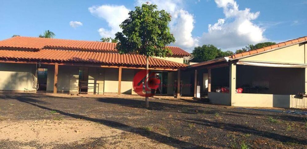 Sítio, 3 quartos, 10000 m² - Foto 1