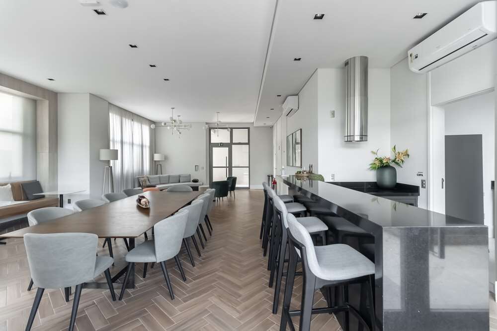 Apartamento à venda com 2 quartos, 78m² - Foto 2