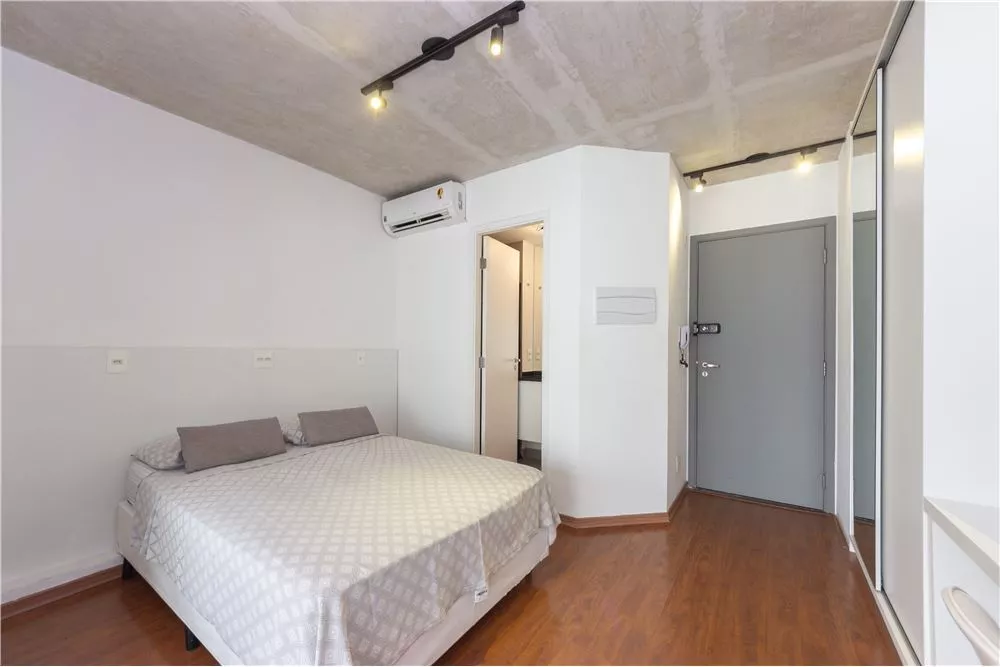 Kitnet e Studio à venda com 1 quarto, 30m² - Foto 1