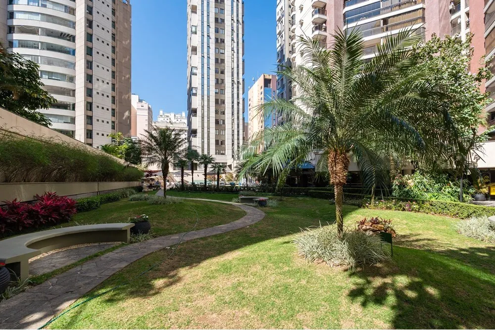 Apartamento, 3 quartos, 120 m² - Foto 1
