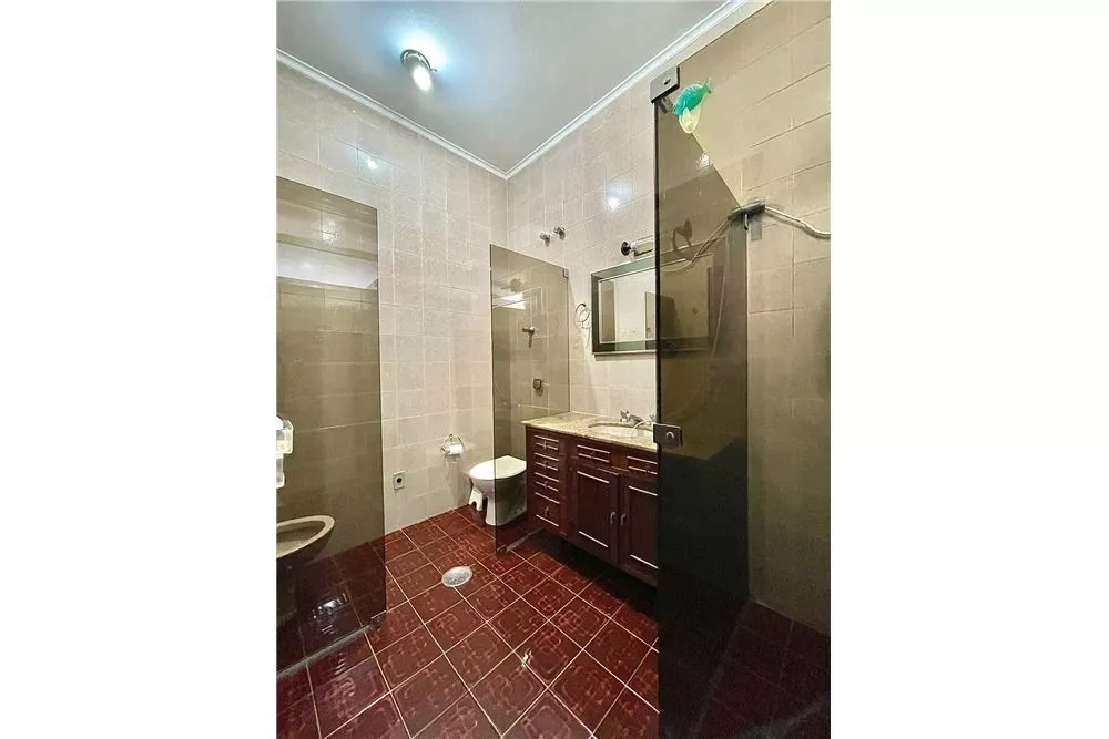 Casa à venda com 4 quartos, 220m² - Foto 5