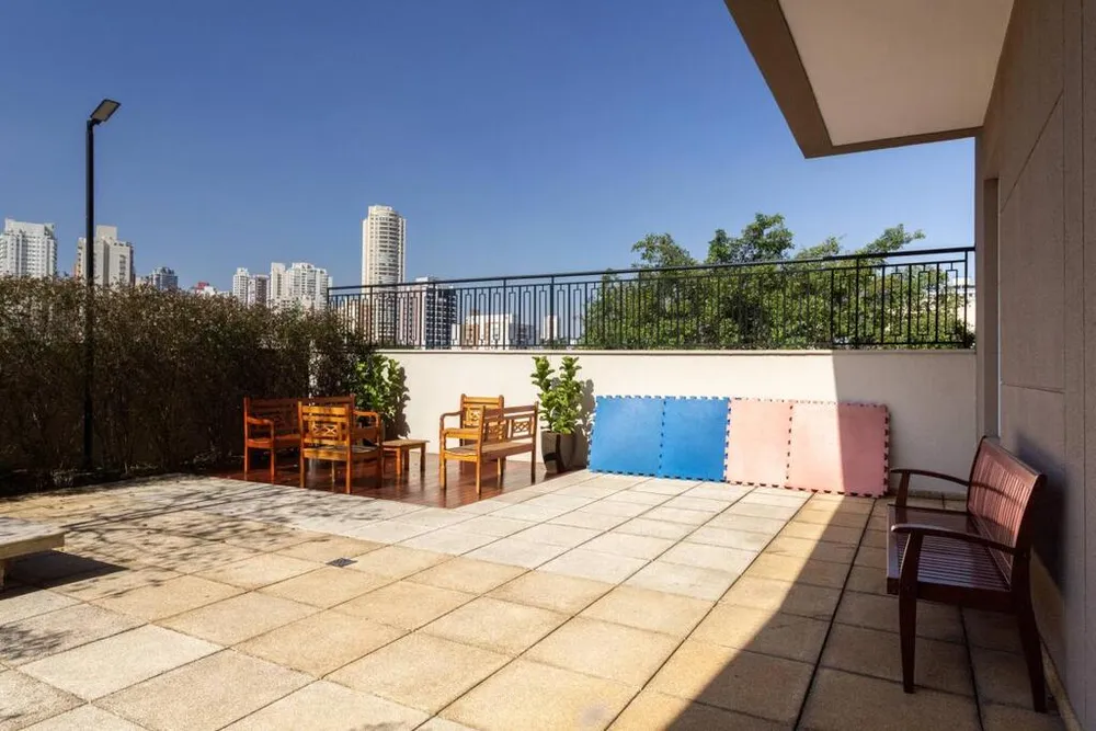 Apartamento, 3 quartos, 140 m² - Foto 2