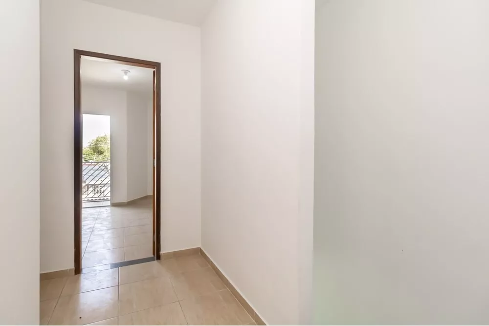 Casa à venda com 3 quartos, 96m² - Foto 2