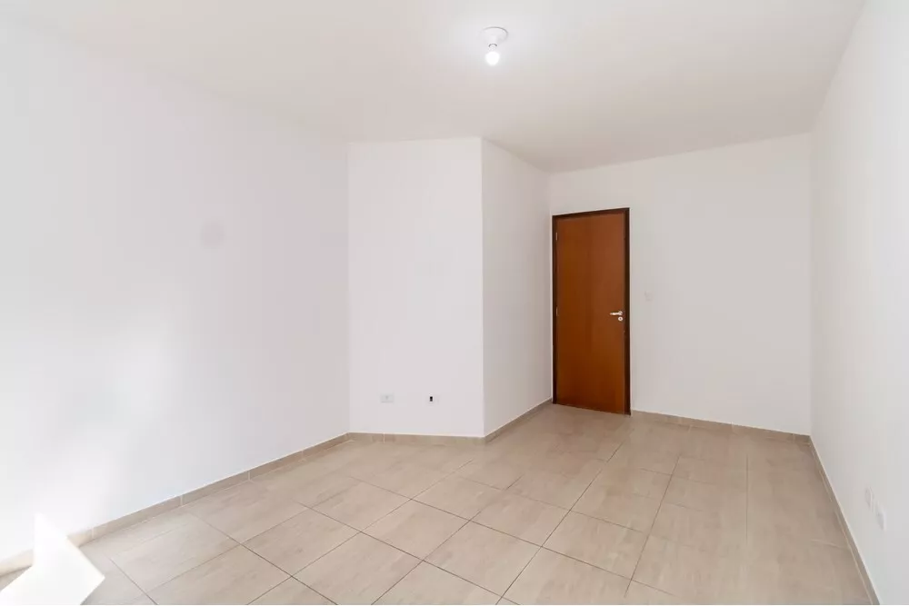 Casa à venda com 3 quartos, 96m² - Foto 4