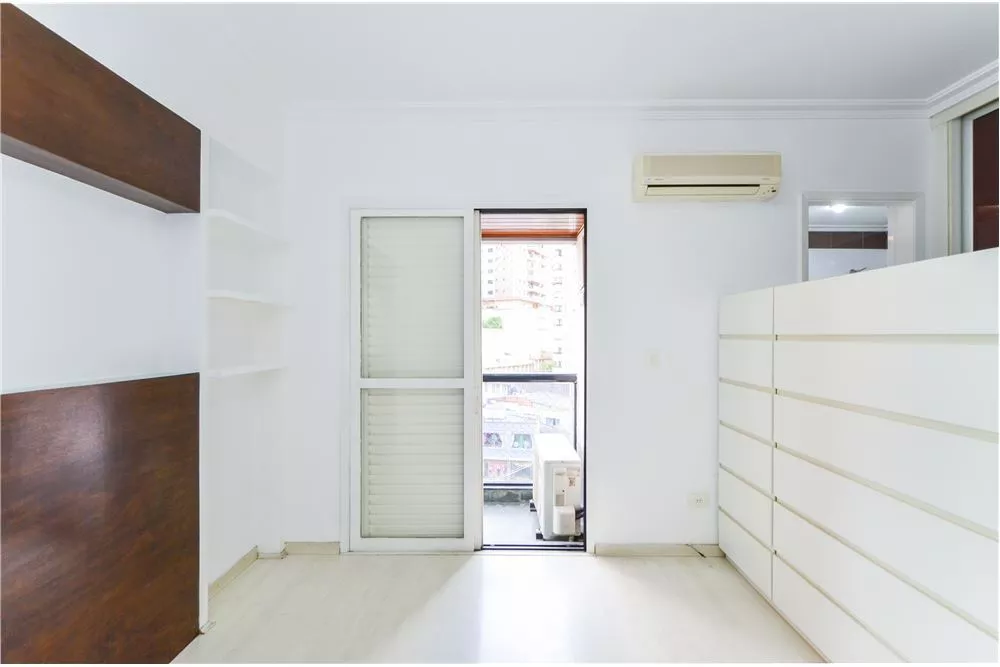 Apartamento à venda com 3 quartos, 109m² - Foto 4