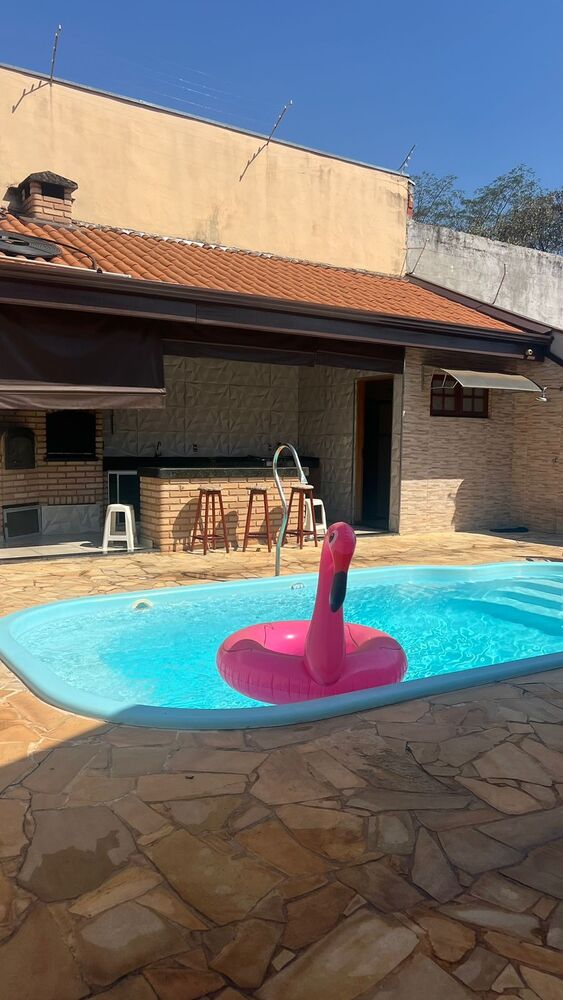 Casa à venda com 3 quartos, 145m² - Foto 3