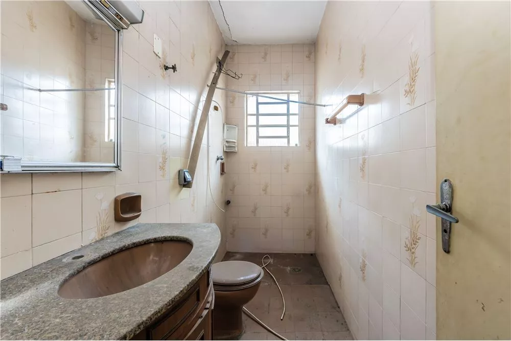 Casa à venda com 4 quartos, 203m² - Foto 3