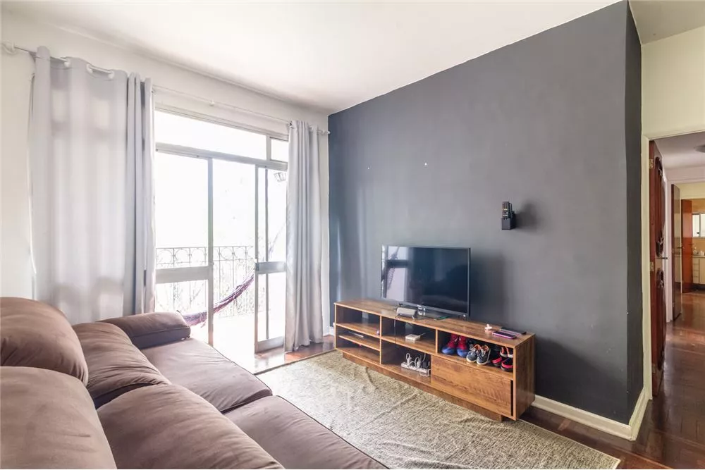 Apartamento à venda com 3 quartos, 120m² - Foto 1