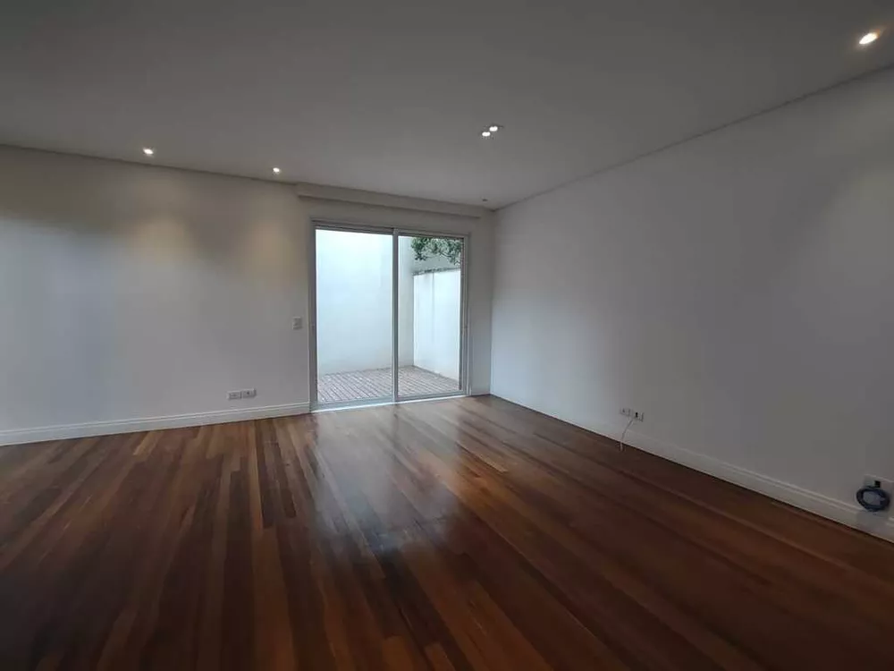 Casa de Condomínio à venda com 4 quartos, 300m² - Foto 8