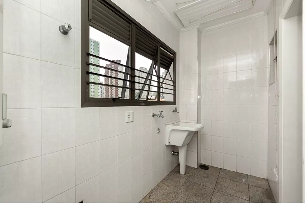 Apartamento à venda com 3 quartos, 117m² - Foto 9