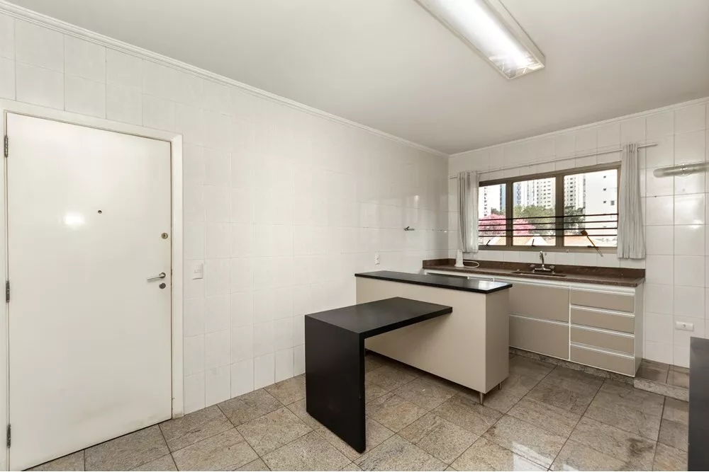 Apartamento à venda com 3 quartos, 117m² - Foto 3