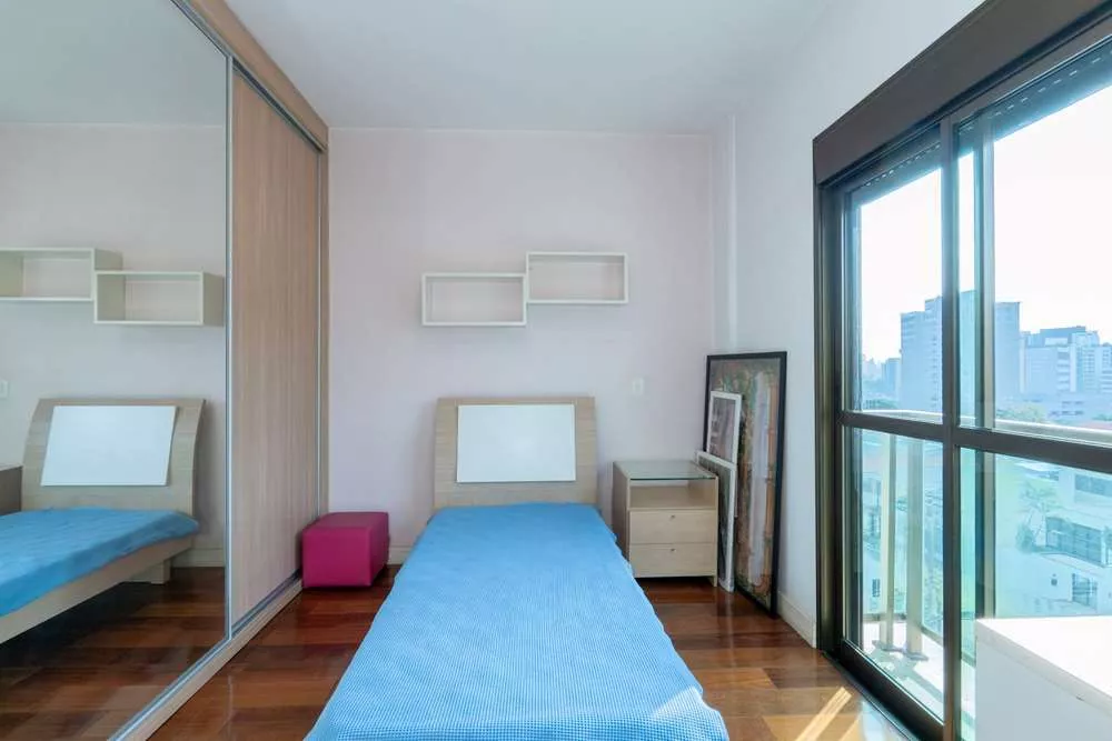 Apartamento à venda com 3 quartos, 126m² - Foto 3