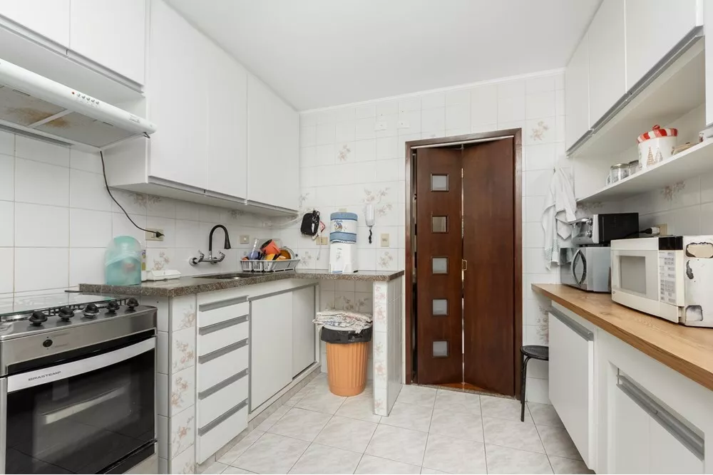 Apartamento à venda com 3 quartos, 96m² - Foto 3