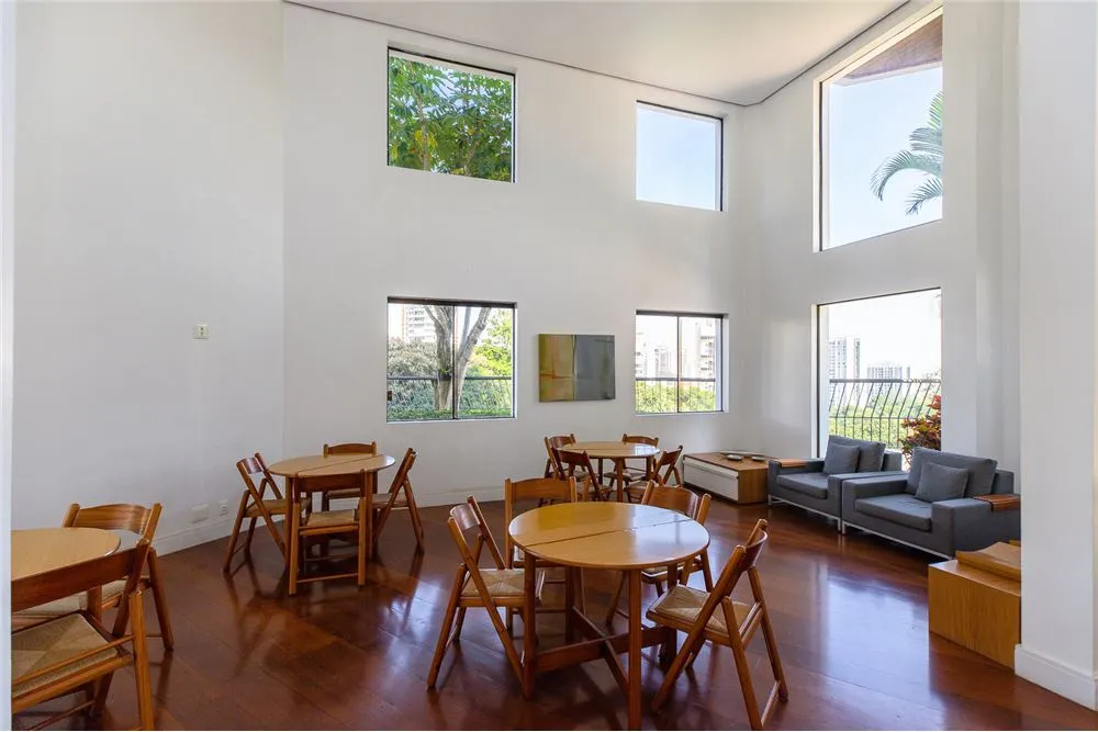Apartamento, 3 quartos, 147 m² - Foto 2