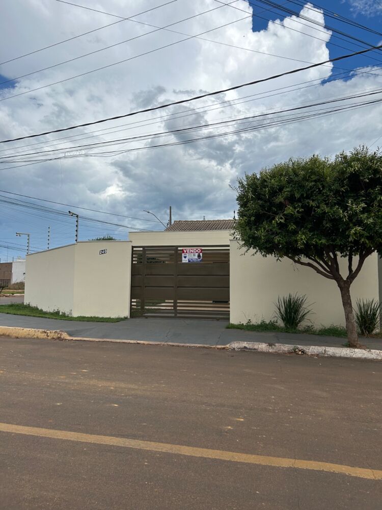 Casa à venda com 1 quarto, 97m² - Foto 1