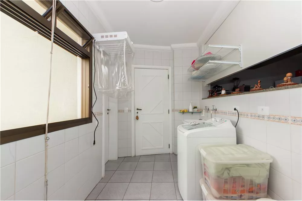 Apartamento à venda com 3 quartos, 139m² - Foto 10