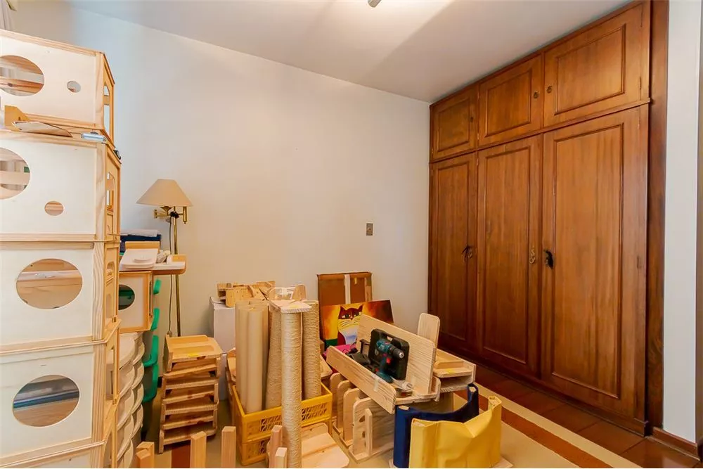 Apartamento à venda com 4 quartos, 162m² - Foto 9