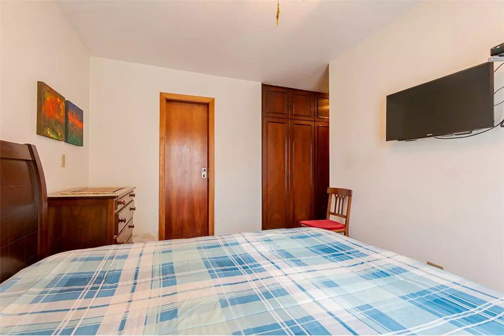 Apartamento à venda com 4 quartos, 162m² - Foto 11