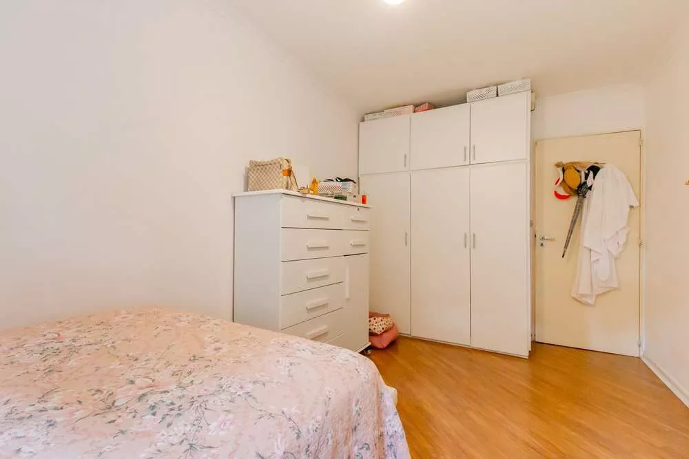 Apartamento à venda com 4 quartos, 165m² - Foto 2