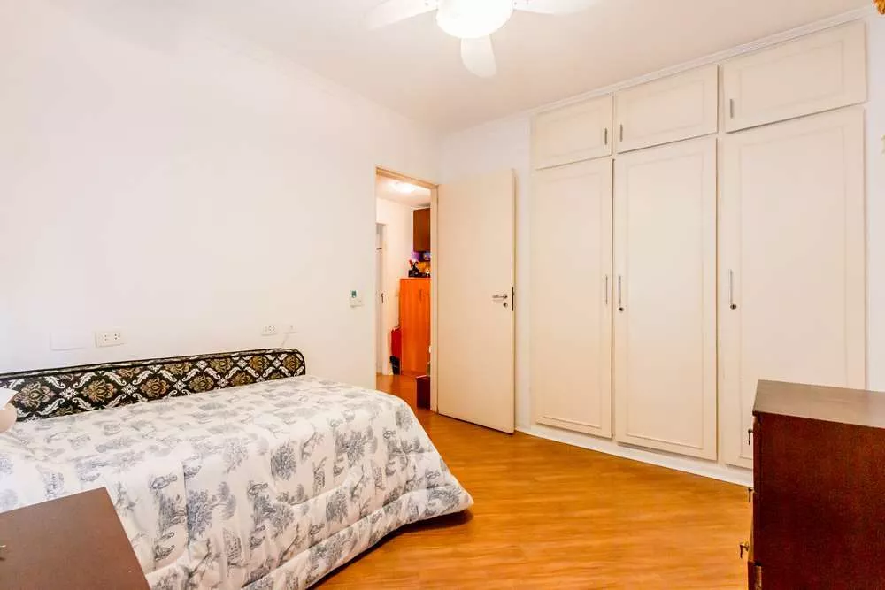 Apartamento à venda com 4 quartos, 165m² - Foto 4