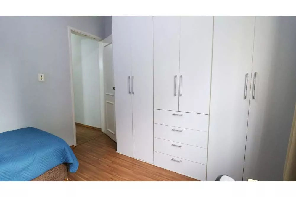 Casa à venda com 4 quartos, 200m² - Foto 5