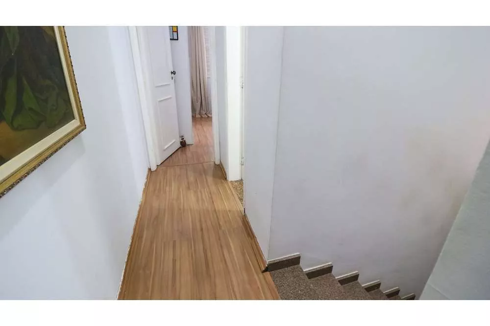 Casa à venda com 4 quartos, 200m² - Foto 10