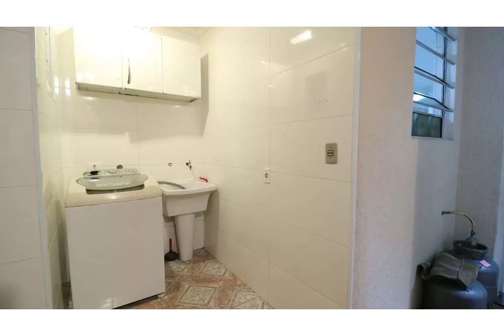 Casa à venda com 4 quartos, 200m² - Foto 17