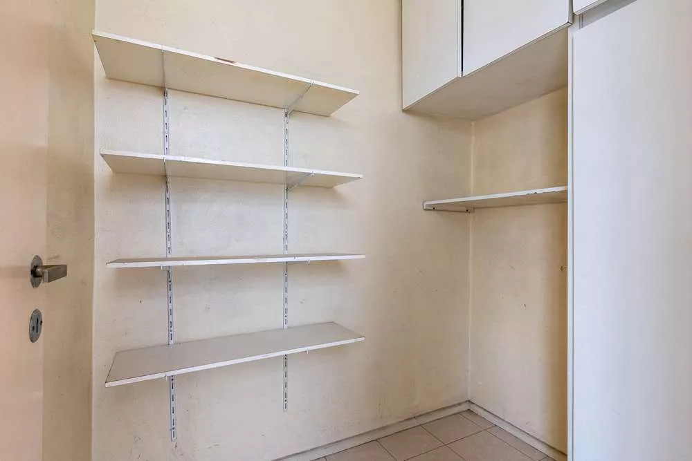 Apartamento à venda com 3 quartos, 101m² - Foto 8