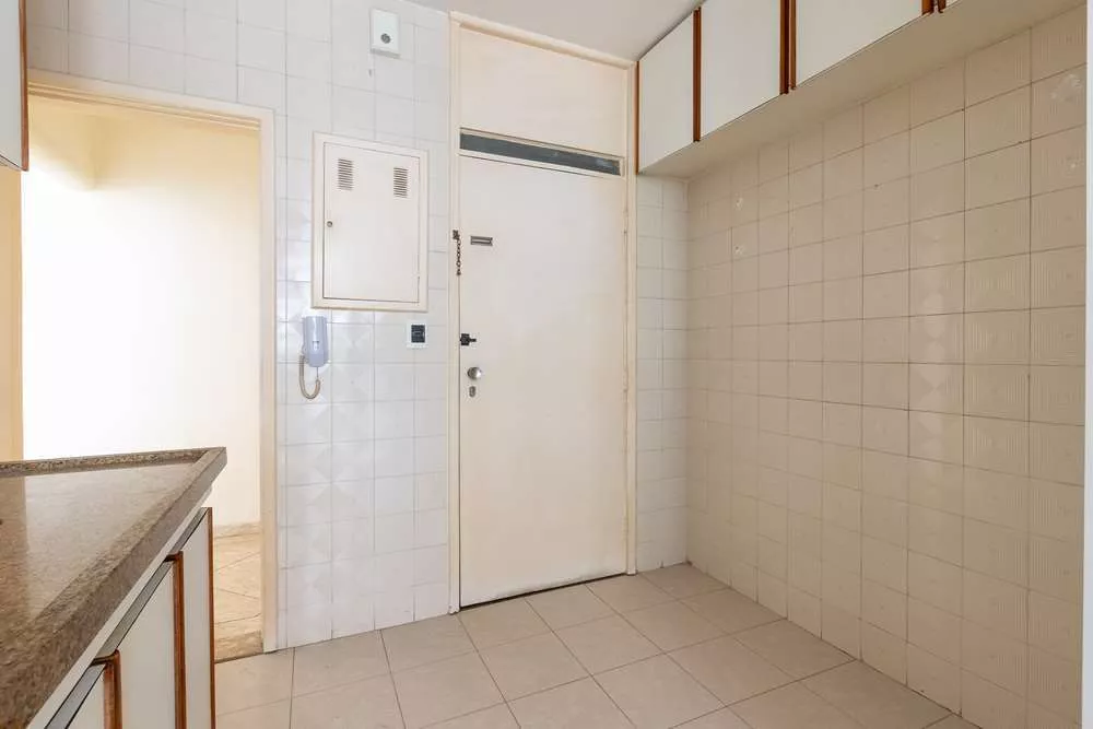 Apartamento à venda com 3 quartos, 101m² - Foto 4