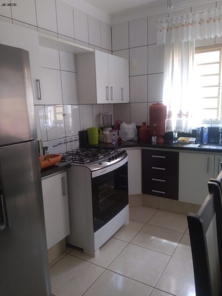 Casa à venda com 3 quartos, 250m² - Foto 5