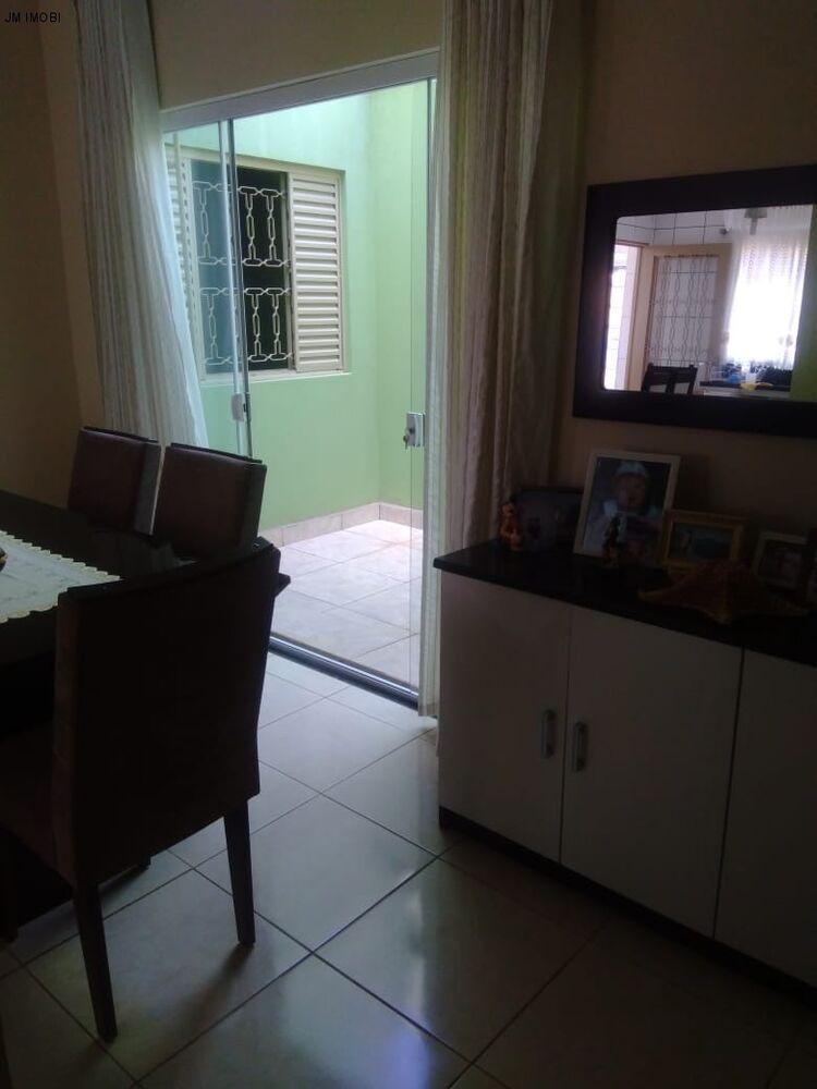 Casa à venda com 3 quartos, 250m² - Foto 6