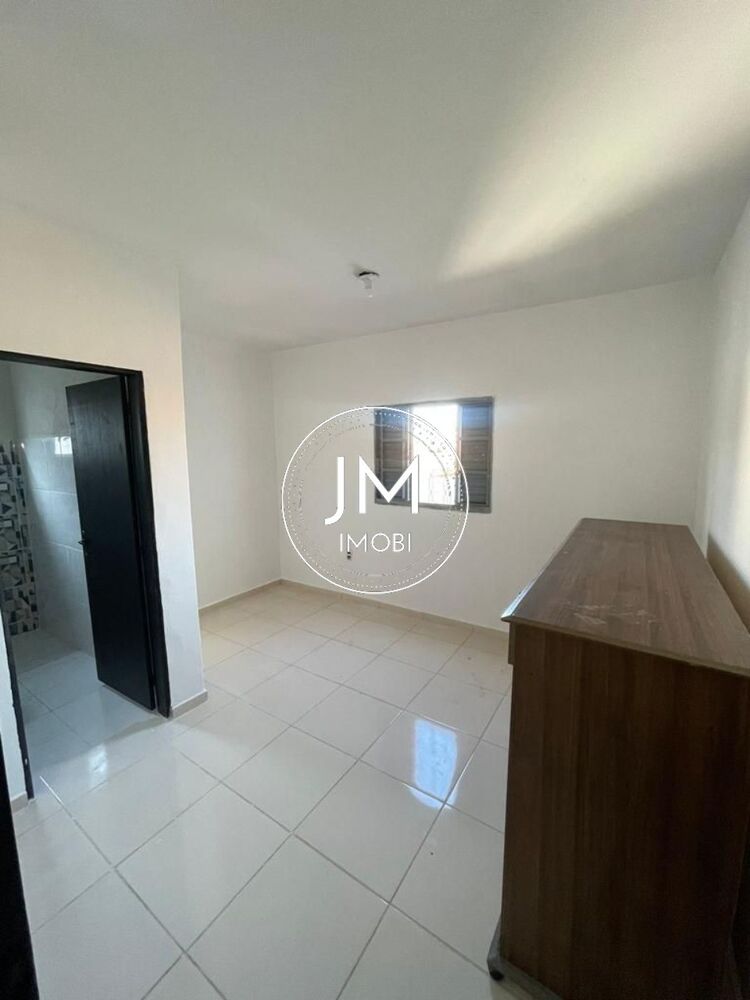 Casa à venda com 2 quartos, 80m² - Foto 7