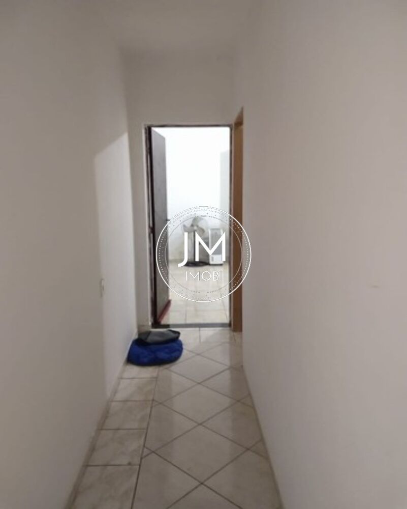 Casa à venda com 2 quartos, 125m² - Foto 4