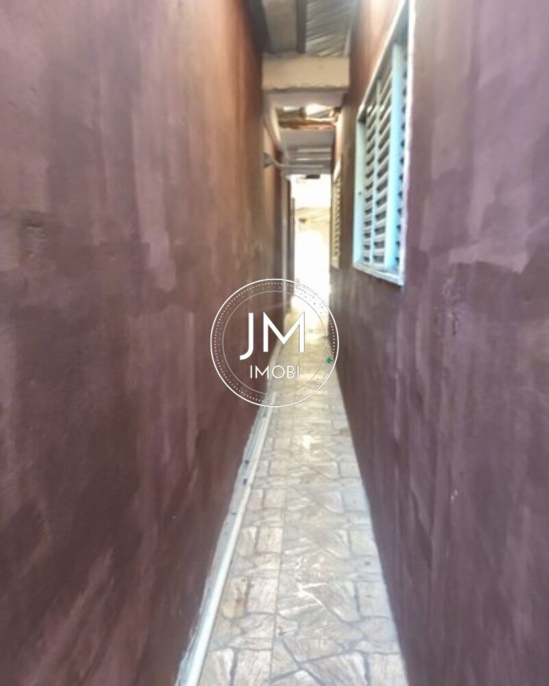Casa à venda com 2 quartos, 125m² - Foto 12
