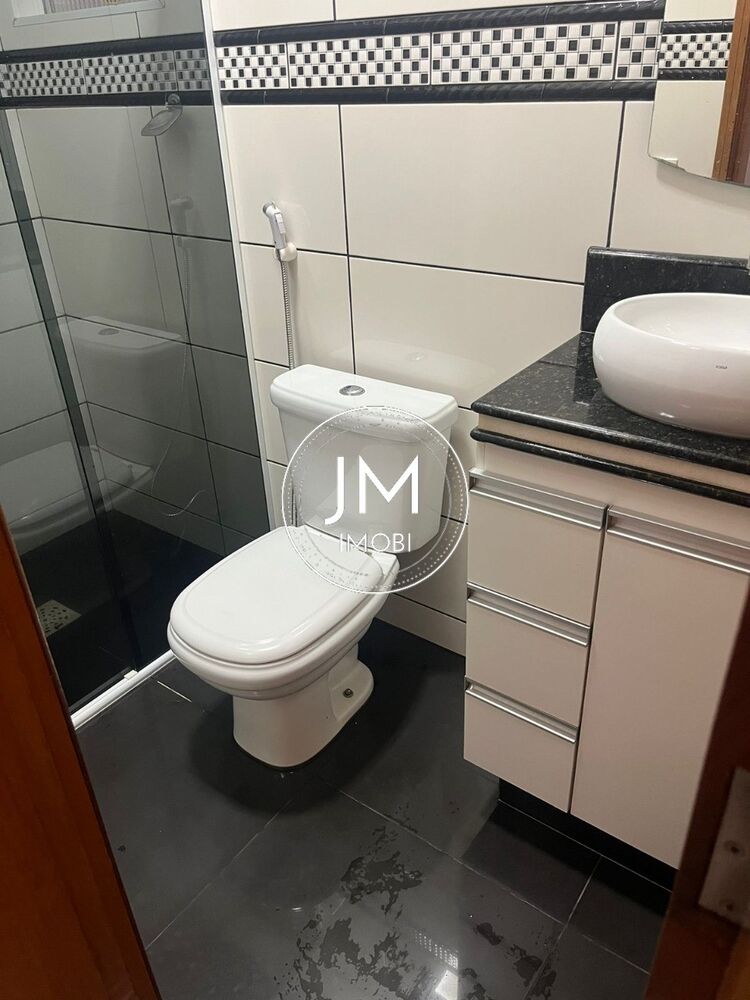 Casa à venda com 2 quartos, 80m² - Foto 3