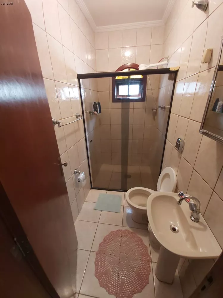 Casa, 3 quartos, 202 m² - Foto 2