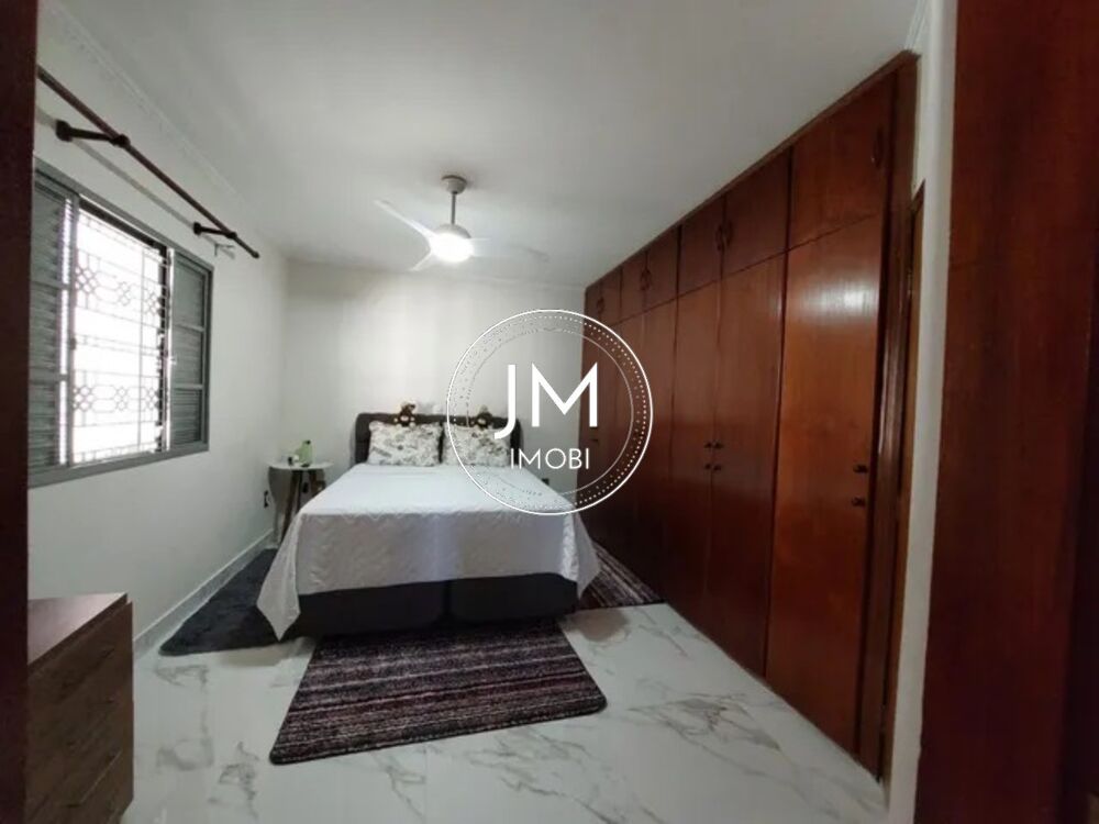 Casa, 3 quartos, 220 m² - Foto 2