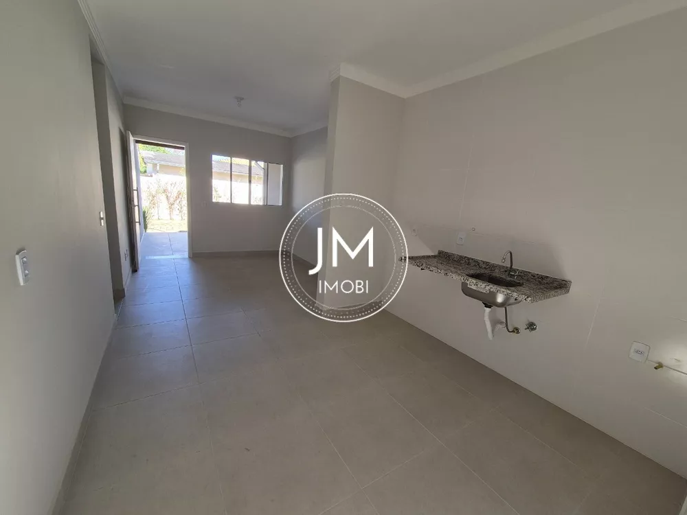 Casa, 3 quartos, 70 m² - Foto 2