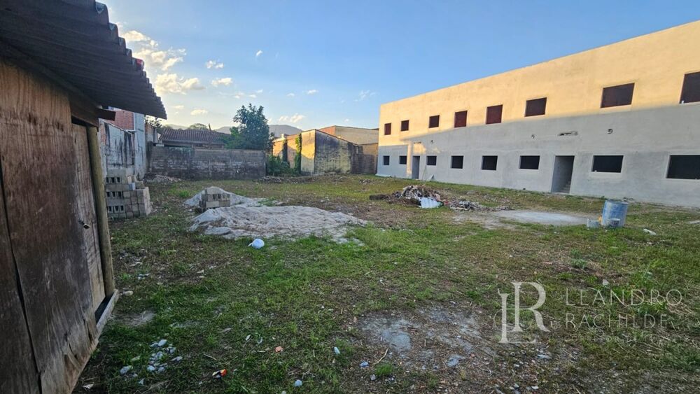 Terreno, 300 m² - Foto 1