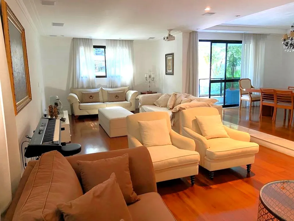 Apartamento, 4 quartos, 246 m² - Foto 1