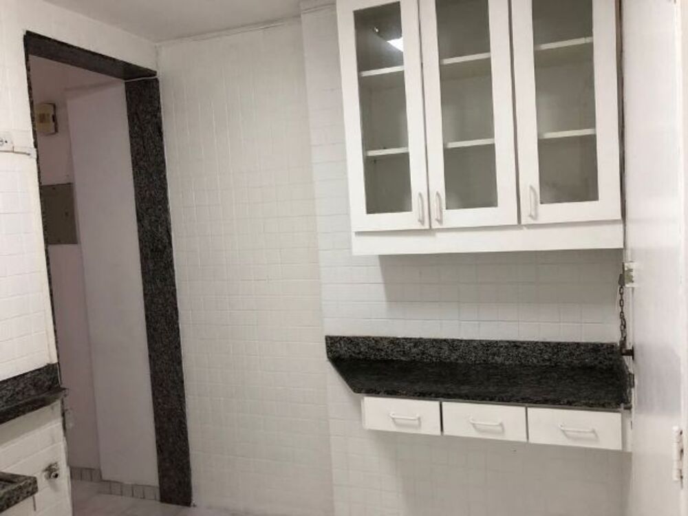 Apartamento à venda com 3 quartos, 83m² - Foto 10